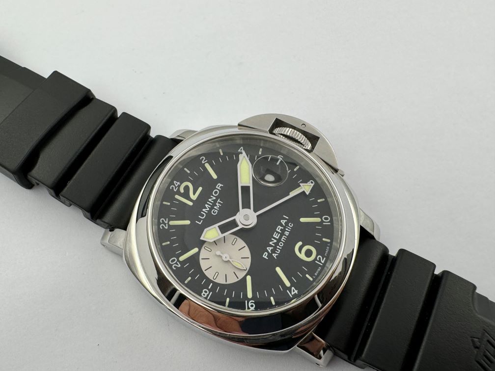 PANERAI Luminor GMT PAM00088 Automatic COSC Stainless Steel SERVICED - 44 mm