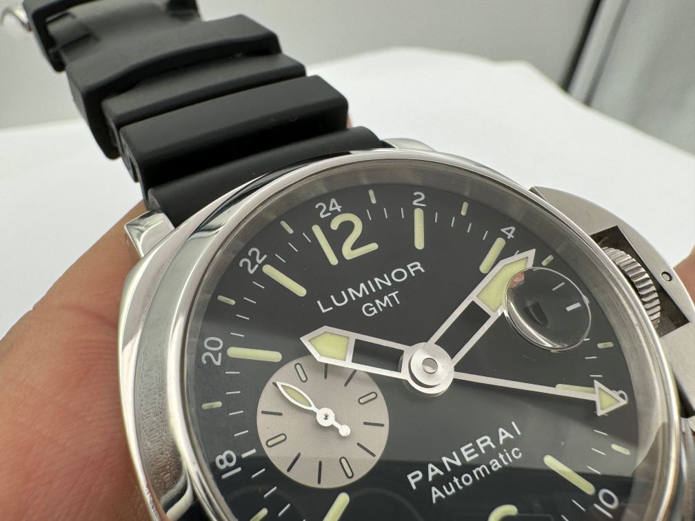 PANERAI Luminor GMT PAM00088 Automatic COSC Stainless Steel SERVICED - 44 mm - Image 6