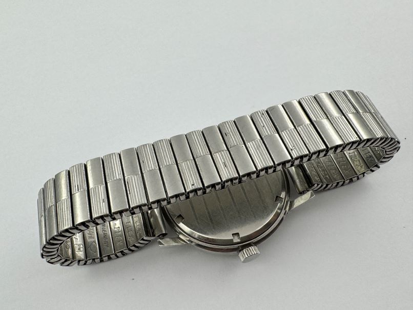 Vintage ZENITH Arabic Dial Manual Winding Cal 2532 All Stainless