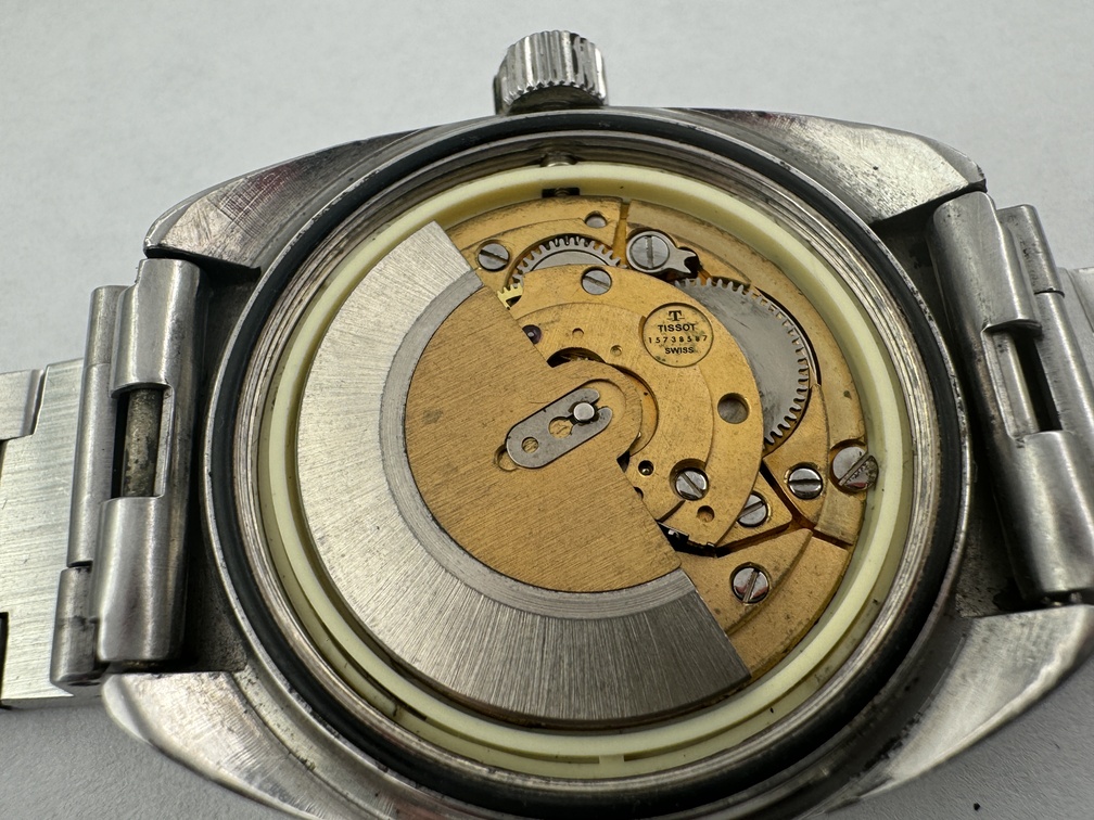 Vintage TISSOT 44940 Navigator Diver Bakelite Coke Bezel Cal 2481 Automatic 37mm - Image 10