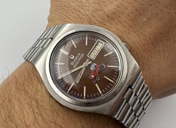 Vintage BULOVA Accutron 7751 International Harvester Pro-Ag Line
