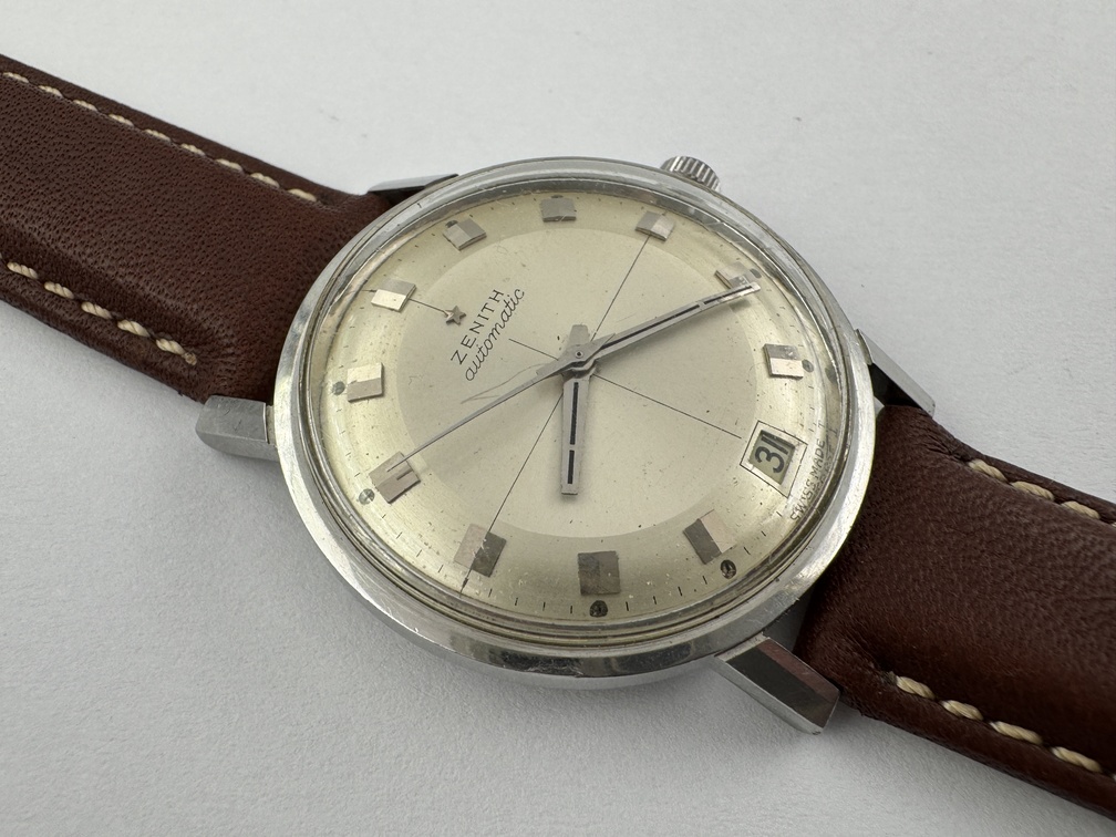Vintage ZENITH Stellina Date Crosshair Pie Pan Dial Automatic Cal 2542PC – 34 mm