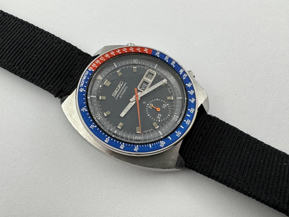 Vintage SEIKO 6139-6002 Chronograph Automatic Blue Dial Cal 6139B - 41 mm