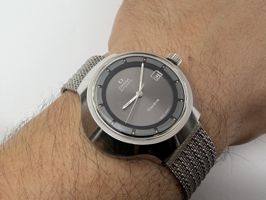 Vintage OMEGA 166.121 Genève Stingray Gray Dial Cal Ω 1481 Automatic - 43 mm