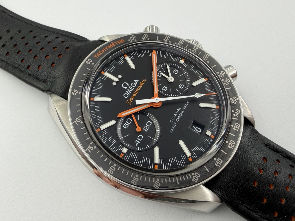 OMEGA Speedmaster Racing Orange Chronograph Cal Ω 9900 Automatic Co-Axial - 44mm