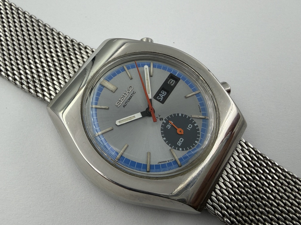 Vintage SEIKO 6139-8028 Chronograph Automatic Strainless Steel Silver Dial 40 mm